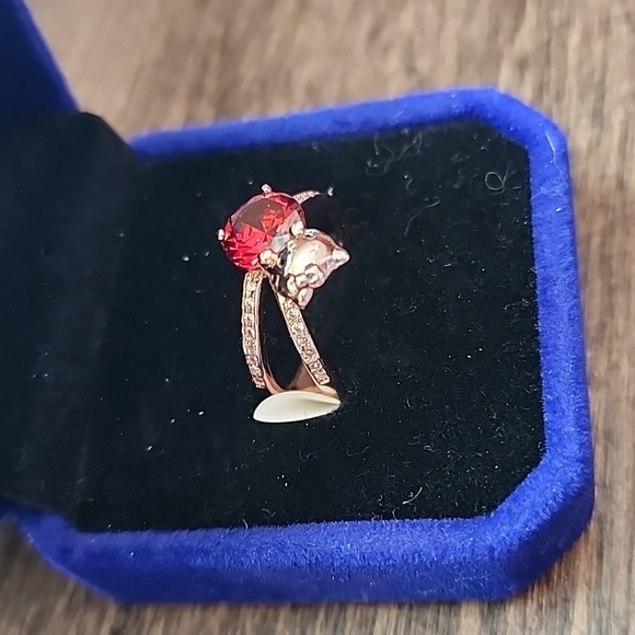 Rose Gold ring from Fragrant Jewels size 6 - Picture 6 of 9